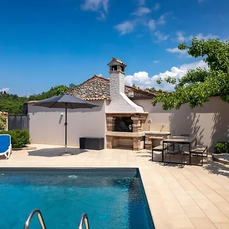 بيت للعطل Casa Darija With Pool And Grill In Novigrad *